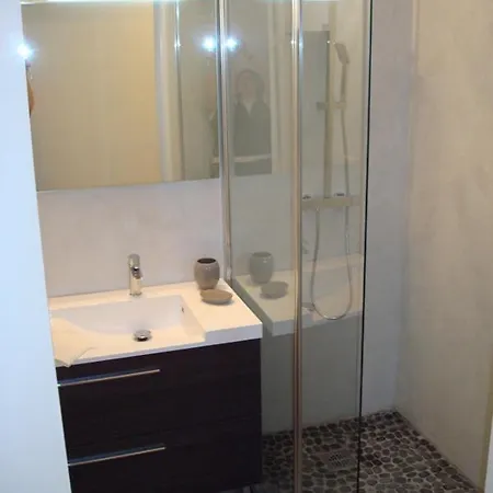 Le Vauban - Studio Cabin Appartement Antibes